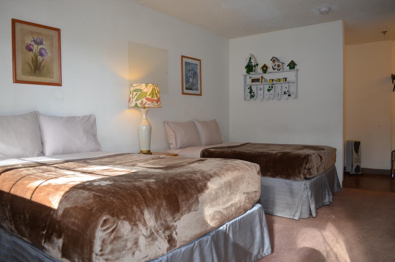 Deep Creek Motel Running Springs Екстер'єр фото