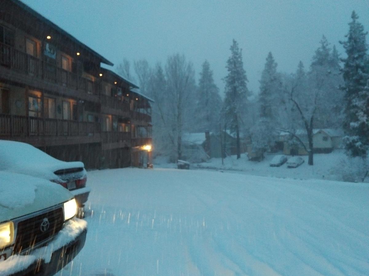 Deep Creek Motel Running Springs Екстер'єр фото