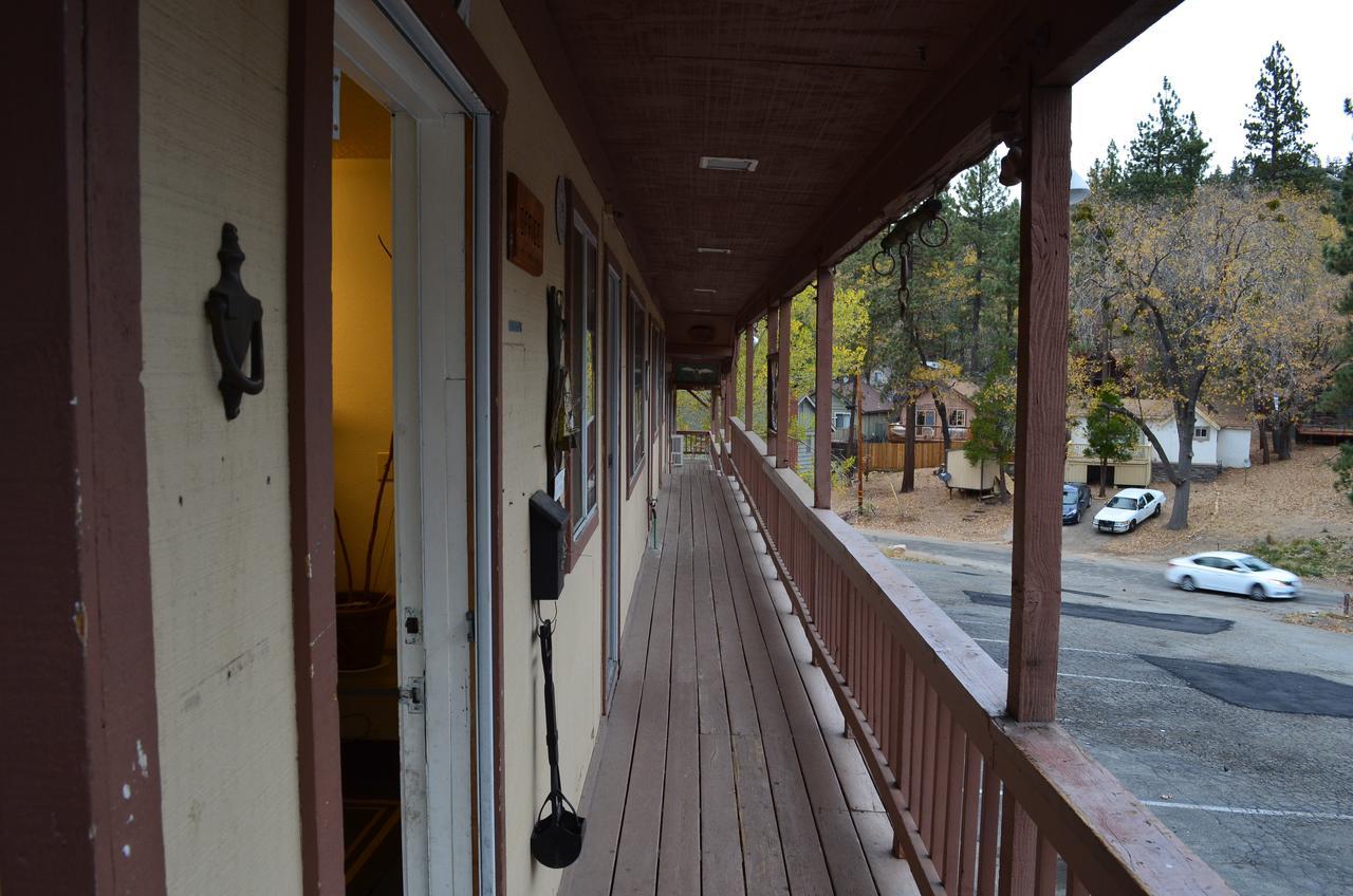 Deep Creek Motel Running Springs Екстер'єр фото