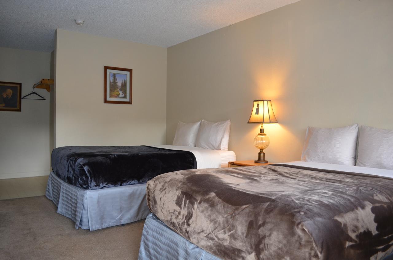 Deep Creek Motel Running Springs Екстер'єр фото